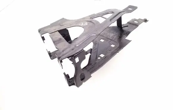 Headlight/headlamp mounting bracket