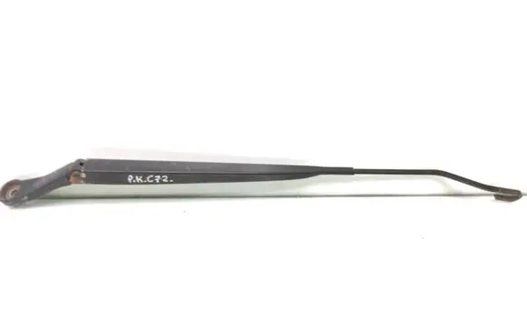 Nissan Note (E11) Front wiper blade arm 80008647