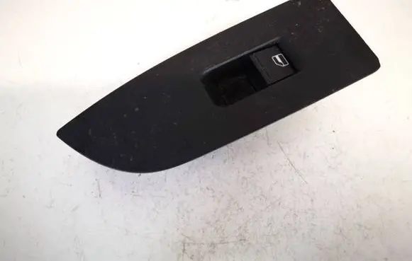 Volkswagen PASSAT CC Front door window switch trim 3c8867376a