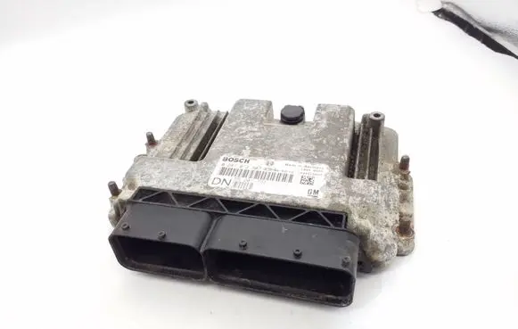 Opel Astra H Engine control unit/module ECU 55201792 0281012867