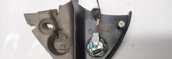 Side speaker trim/cover