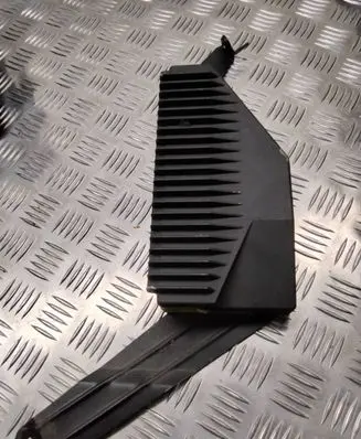 Volvo V70 Sound amplifier 8666630 10096
