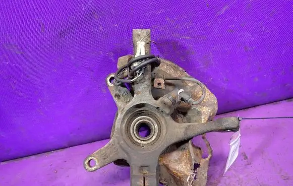 Opel Agila A Front wheel hub spindle knuckle