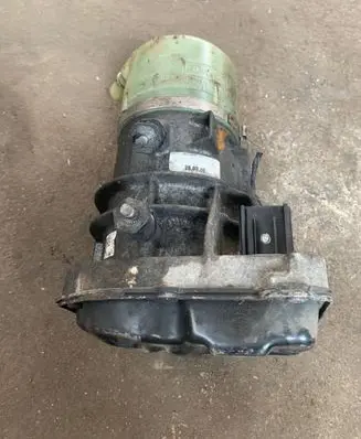 Ford S-MAX Power steering pump
