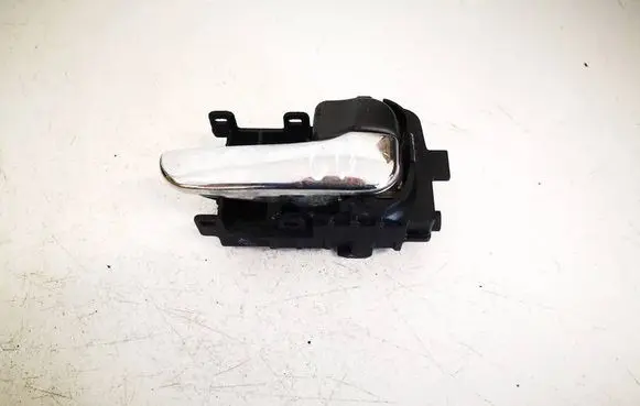 Nissan X-Trail T30 Rear door interior handle