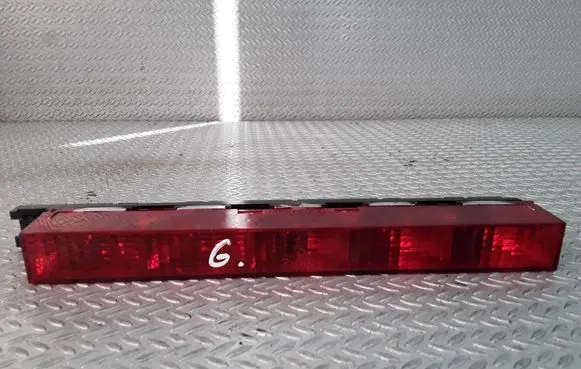 Ford Focus Third/center stoplight 1S7113A613AE