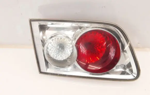 Mazda 6 Tailgate rear/tail lights 22061974