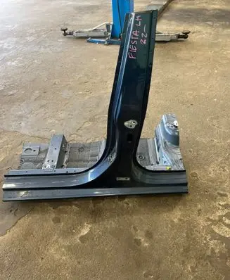 Ford Fiesta Pillar (middle) 