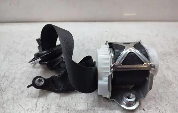 BMW 3 F30 F35 F31 Front seatbelt 34078319d