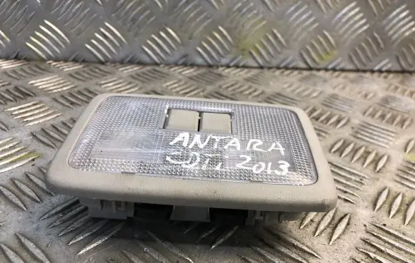 Opel Antara Front seat light