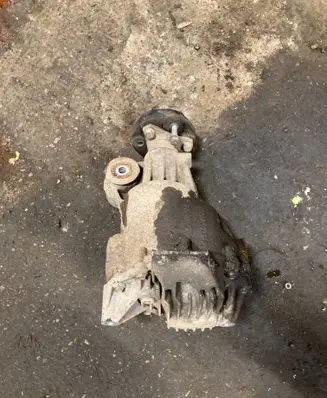 Jaguar XF X250 Rear differential C2C34879 6W934A213BB