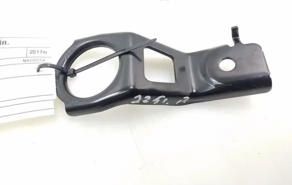 Toyota RAV 4 (XA40) Radiator mount bracket 1653326070