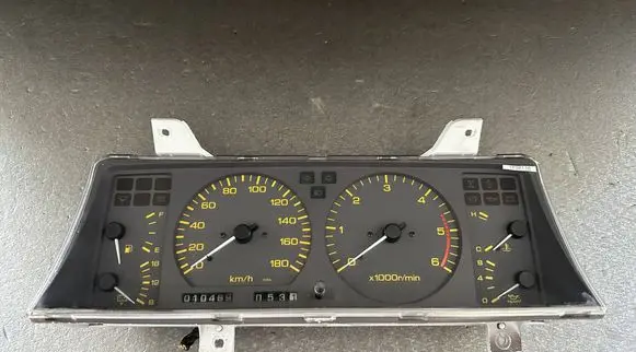 Speedometer (instrument cluster)
