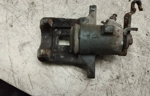 Skoda Octavia Mk2 (1Z) Rear brake caliper