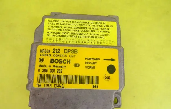 Mitsubishi Carisma Airbag control unit/module 0285001232