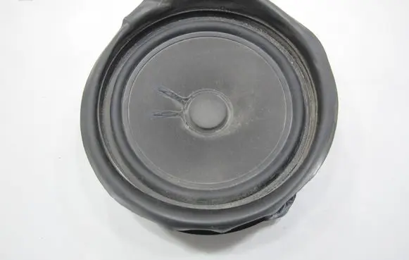 Skoda Octavia Mk3 (5E) Front door speaker 5E0035411C LS0F3710