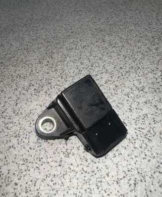 BMW 7 E65 E66 Air pressure sensor 7787142