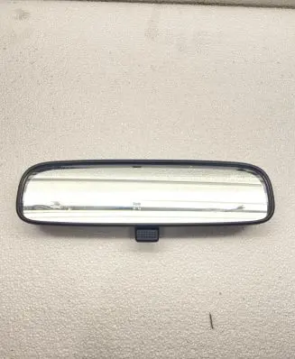 Mitsubishi Grandis Rear view mirror (interior) 012197