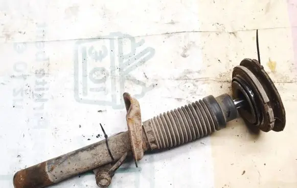 Peugeot 607 Front shock absorber/damper