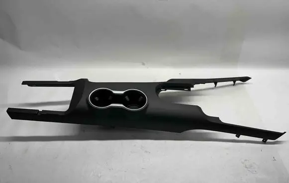 Ford Mustang VI Center console FR3B63044E50A FR3B63045P28A