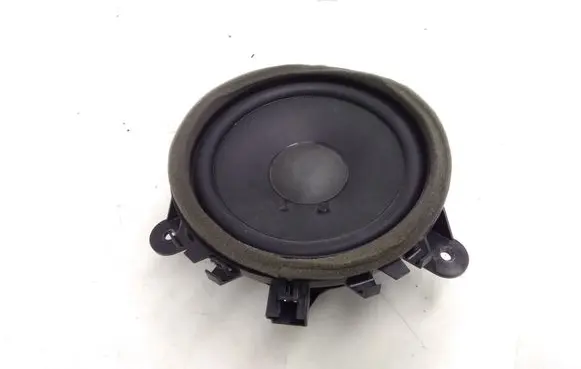 Volvo XC70 Front door speaker 30657445