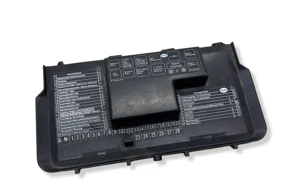 Audi 80 90 B3 Fuse box cover 893941801