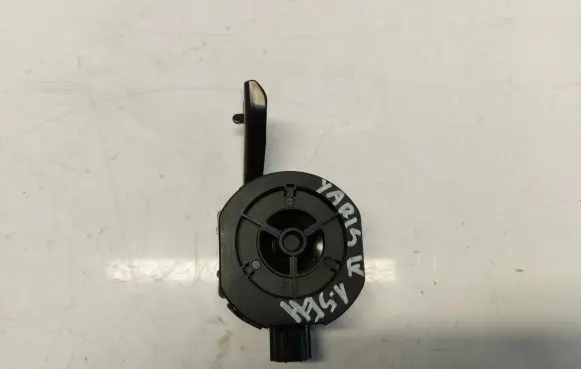Toyota Yaris XP210 Horn signal 86570-52140