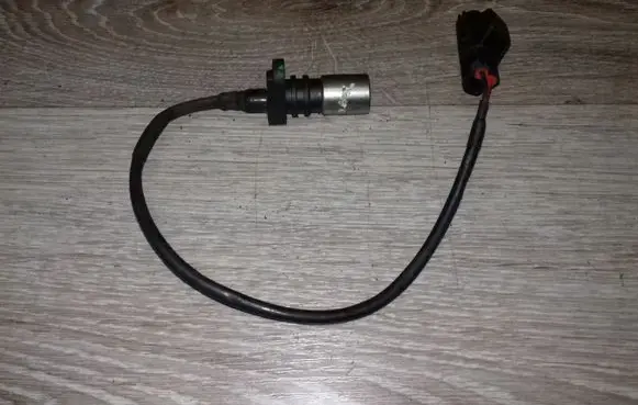 Volvo V70 Crankshaft position sensor 1275599