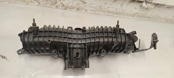 Volvo XC60 Intake manifold 31441970