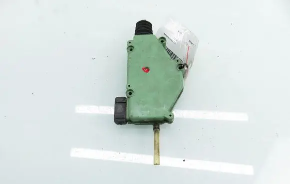 Volkswagen Transporter - Caravelle T4 Central locking motor 701959781