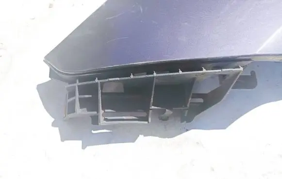 Peugeot 307 Front bumper mounting bracket