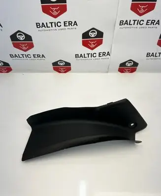BMW 4 F32 F33 Rear/tail light trim molding 7296103 2040941