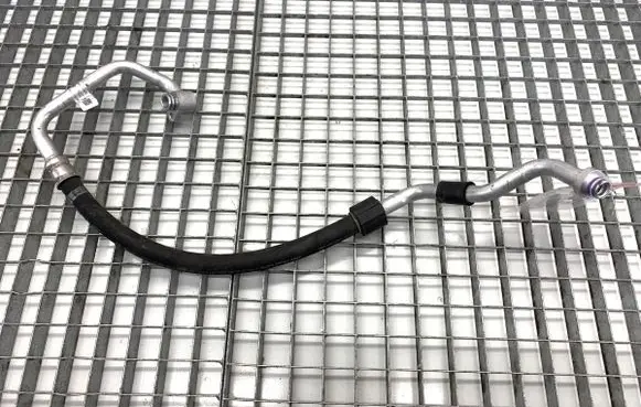Jaguar E-Pace Air conditioning (A/C) pipe/hose GJ3219N602BD
