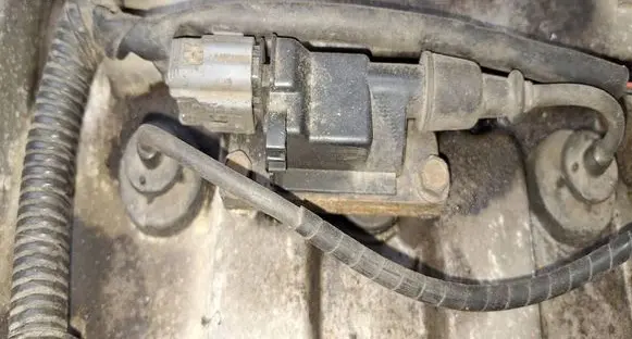 Mazda Premacy High voltage ignition coil 