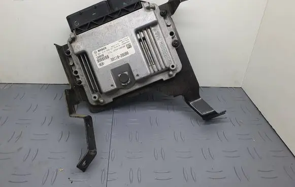 KIA Sportage Engine control unit/module 0261S14949 1039S97563 391182BQB8
