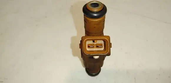 Volvo S60 Fuel injector 0280155831 9186340