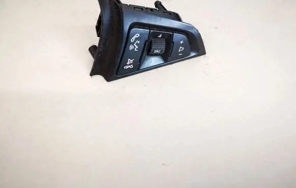 Opel Insignia A Steering wheel buttons/switches 13268686