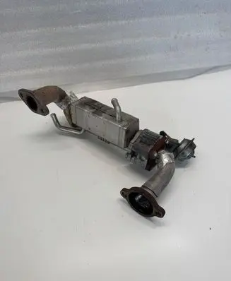 Mazda CX-7 EGR valve cooler R2AX20304 13F11A000021