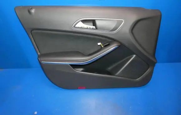Mercedes-Benz GLA W156 Front door card panel trim
