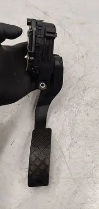 Audi A4 S4 B7 8E 8H Accelerator throttle pedal 8E1723523G