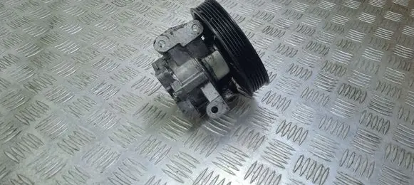 Mercedes-Benz C AMG W204 Power steering pump 7691332154