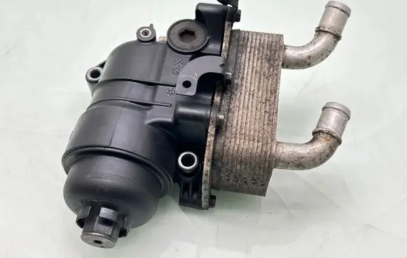 KIA Sorento Gearbox / Transmission oil cooler 264102F020 1508240965V2