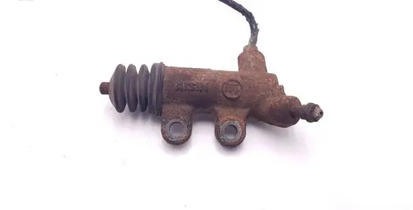 Toyota Yaris Clutch slave cylinder 