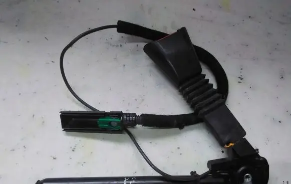 Opel Meriva A Seat belt trim 13130378