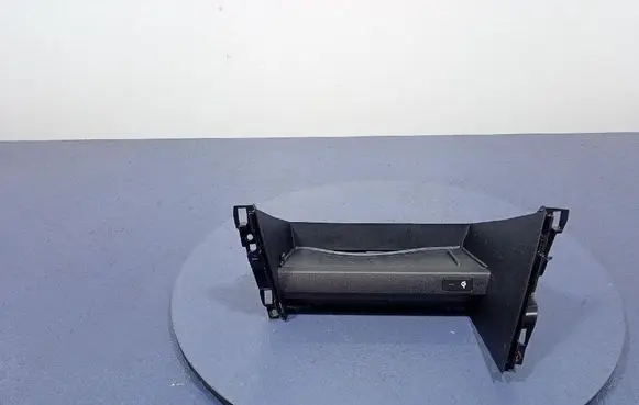 Galloper Exceed Glove box 84682-J7110