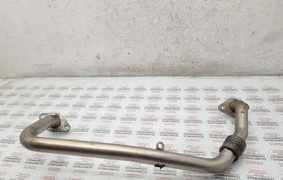Volkswagen Touran I EGR valve line/pipe/hose 03G131521A