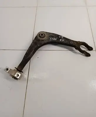 Citroen C5 Front lower control arm/wishbone 7baa07 Baa07 1443906