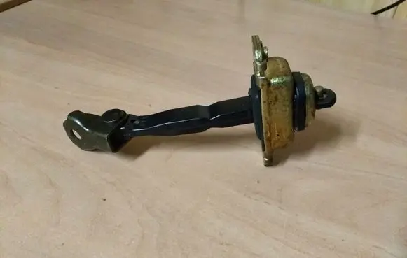 Chevrolet Nubira Front door check strap stopper J2FR J2FL