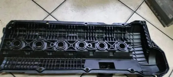 BMW 5 E39 Rocker cam cover 11121703341 1928402937
