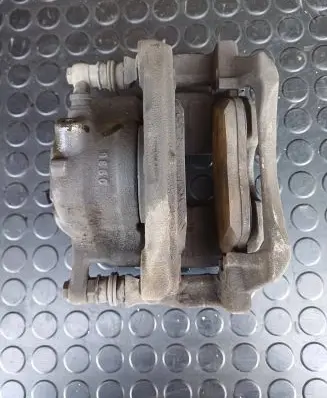 Mercedes-Benz CLA C117 X117 W117 Front brake caliper 338370 295Y2